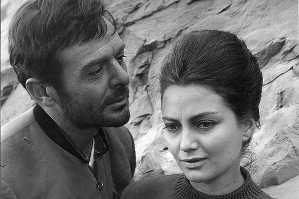 Le-Voleur-de-pechesThe_Peach_Thief_Photo Le-Voleur-de-pechesThe_Peach_Thief_Photo